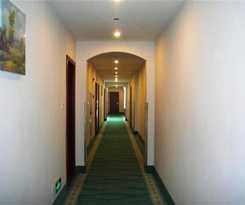 Ji Hotel (Shanghai New International Expo Centre West GaoKe Road Hotel)
