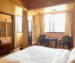 Hotel Travelling With Long Ji Ping An