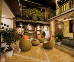 Blossom Dynasty Inn