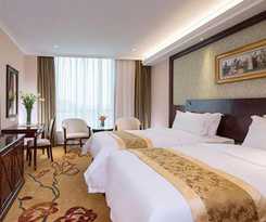 Hotel Vienna Dongguan Fenggang Yongsheng Street