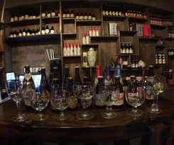 Hotel Fuchun Shanju Inn