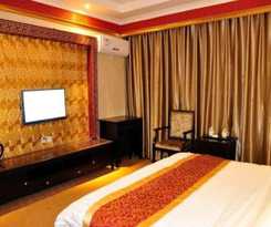 Hotel Jin Cheng International Holiday