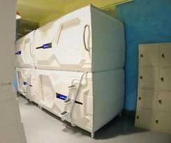  Hailing Island Old Street Space Capsule Youth Host