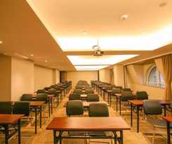 Hotel Home Inn Plus (Rizhao Jinan Road International Financial Center Ocean Park)
