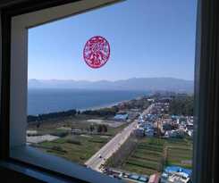 Hotel Chengjiang Hiya Holiday