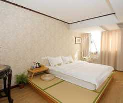 Hotel Suzhou Jade Snow Lodge