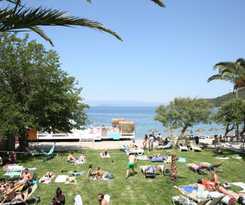  Daphnis Hotel