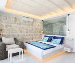  Nur Beach Hotel