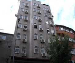  Hotel Red Rose