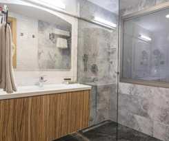  Greymark Hotel