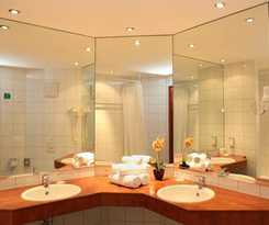 Amedia Frankfurt Russelsheim Trademark Collection By Wyndham