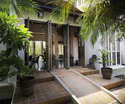Tharaburi Resort Sukhothai
