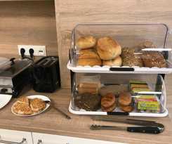 Select Suites and Aparts