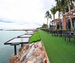 Hotel Eco Moment Beach Resort