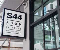 S44room