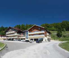 Hotel Od&eacute;sia Vacances Chalet Le Gr&eacute;pillon