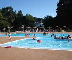  Village Vacances Chateau De Tr&eacute;ambert