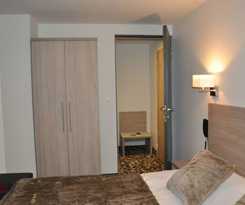 Hotel Hôtel-chalet Les Mélèzes