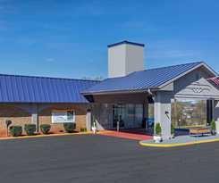 Hotel Quality Inn and Suites