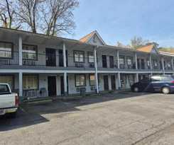 Motel Woodbridge Inn By OYO Rome