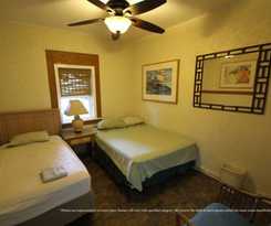Hostel Howzit