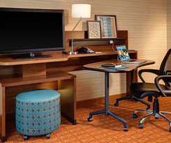 Hotel Fairfield Inn & Suites By Marriott Atlanta Stockbr