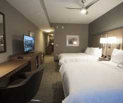 Hampton Inn and Suites Downtown St. Paul
