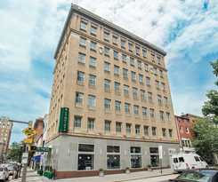 La Quinta Inn and Suites By Wyndham Baltimore Downtown