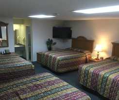  Brush Country Inn & Suites