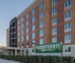 Courtyard By Marriott New York Queens/fresh Meadow