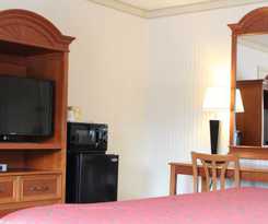 Hotel Mirage Inn and Suites