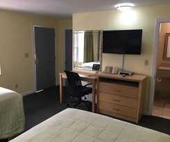Hotel Chisholms Motor Inn