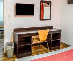 Motel 6 Charleston North