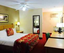 Hotel Caliente Tropics