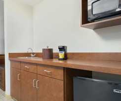 Hotel Hampton Inn Hartford Airport