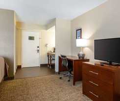 Hotel Comfort Inn and Suites Airport