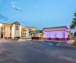 Days Inn By Wyndham Hampton Near Coliseum Convention Center