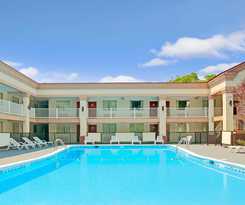 Red Roof Inn Bordentown - McGuire AFB