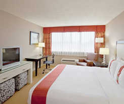 Holiday Inn & Suites Marlborough