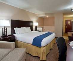 Holiday Inn Express and Suites Wadsworth, An Ihg