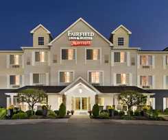 Fairfield Inn and Suites By Marriott Wheeling St Clairsville