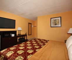 Hotel Days Inn By Wyndham Queensbury/lake George