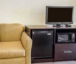 Hotel Spark By Hilton Louisville Airport