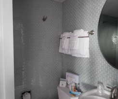 Periwinkle Inn