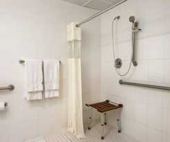 Howard Johnson By Wyndham Ocean City Oceanfront