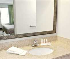 Hotel Super 8 By Wyndham Gainesville