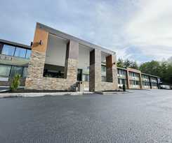 Wingate by Wyndham Lake George