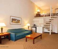 Hotel The Chateau Resort