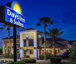 Hotel Days Inn and Suites By Wyndham Huntsville