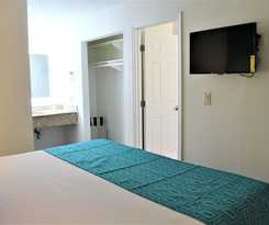 Hotel Howard Johnson Suites by Wyndham San Diego Chula Vista/BayFt 
